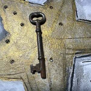 Vintage 1800s 19th Century Antique Solid Barrel Hand Wrought Iron Skeleton Key,